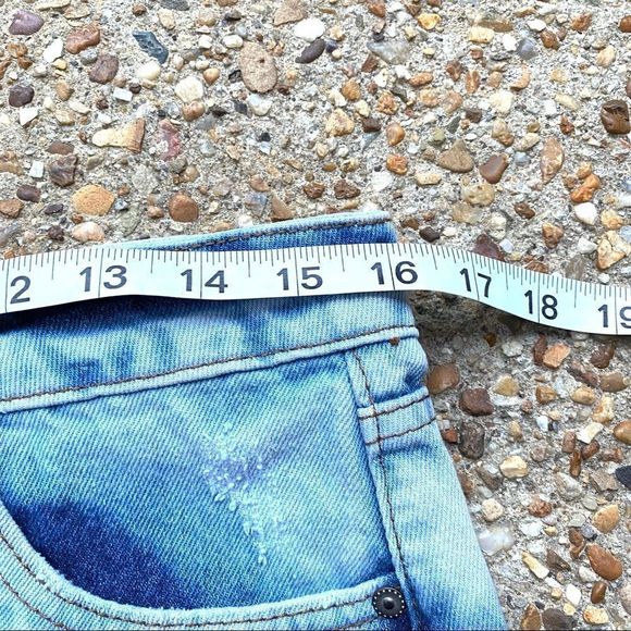 Dex Floral Beaded Embroidered Distressed Raw Hem Jean Mini Skirt Size 28 - Picture 5 of 11